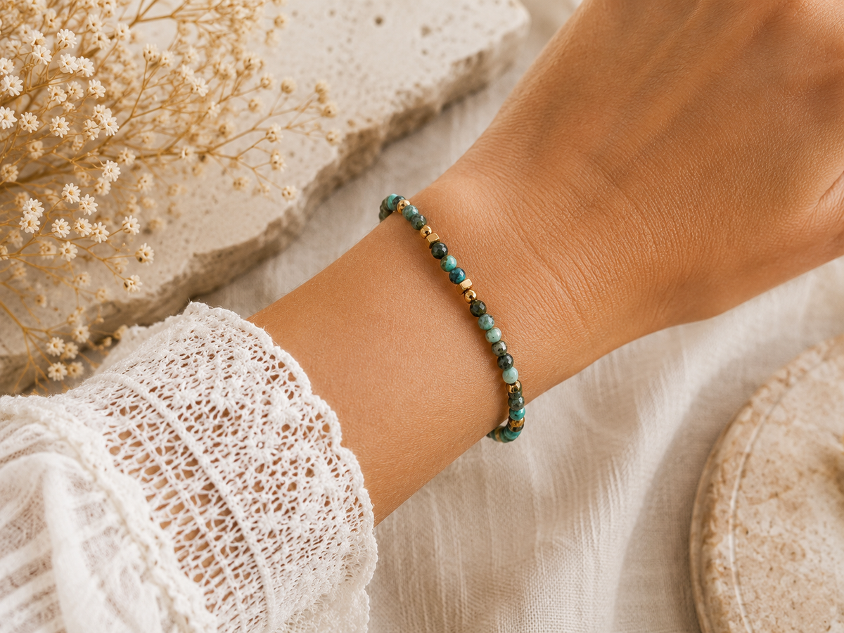 Bracelet turquoise africaine facetté doré