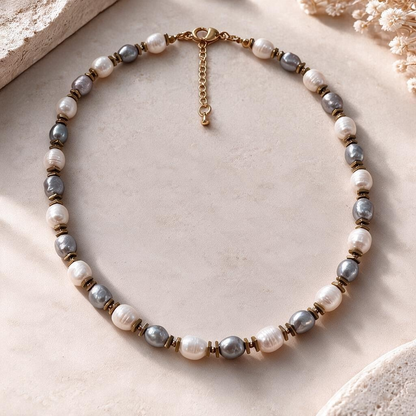 Collier en perles de culture d’eau douce blanches et mauves – Finition dorée ou argentée |