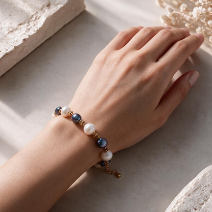 Bracelet en Perles de Culture d’Eau Douce Blanches et Gris Anthracite – Création Artisanale