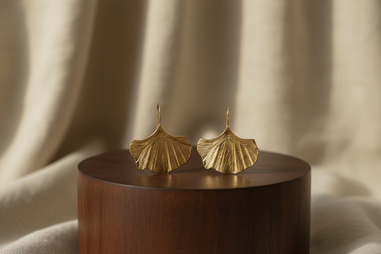 Boucles d'oreilles crochet ginkgo doré