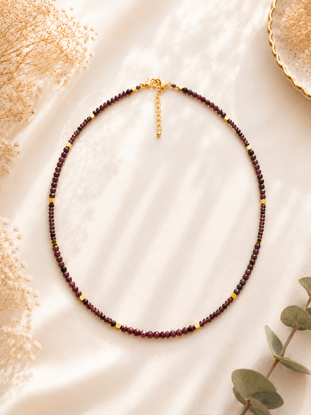 Collier création Grenat