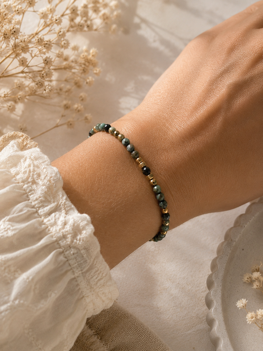 Bracelet turquoise africaine facetté doré