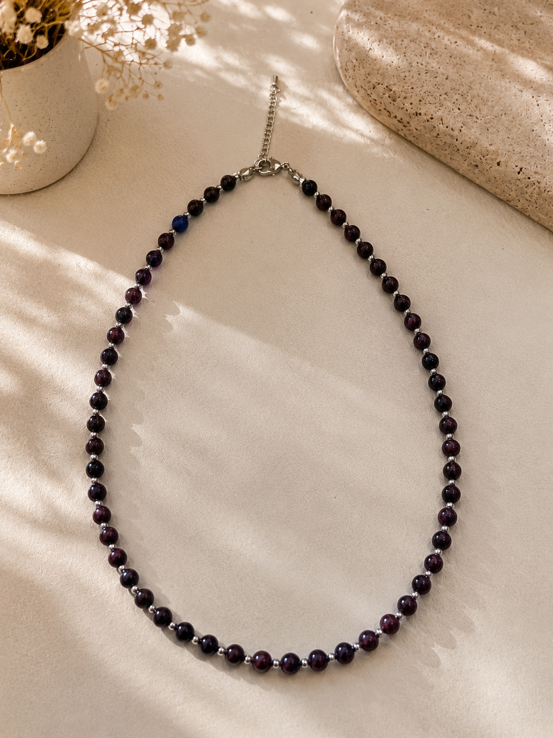 Collier Grenat Naturel – Élégance & Énergie - Doré