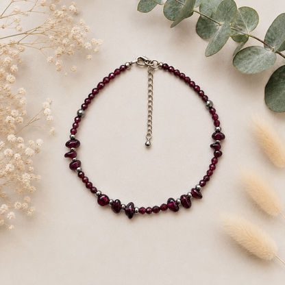 Collier en Grenat Naturel – Confiance, Courage & Énergie