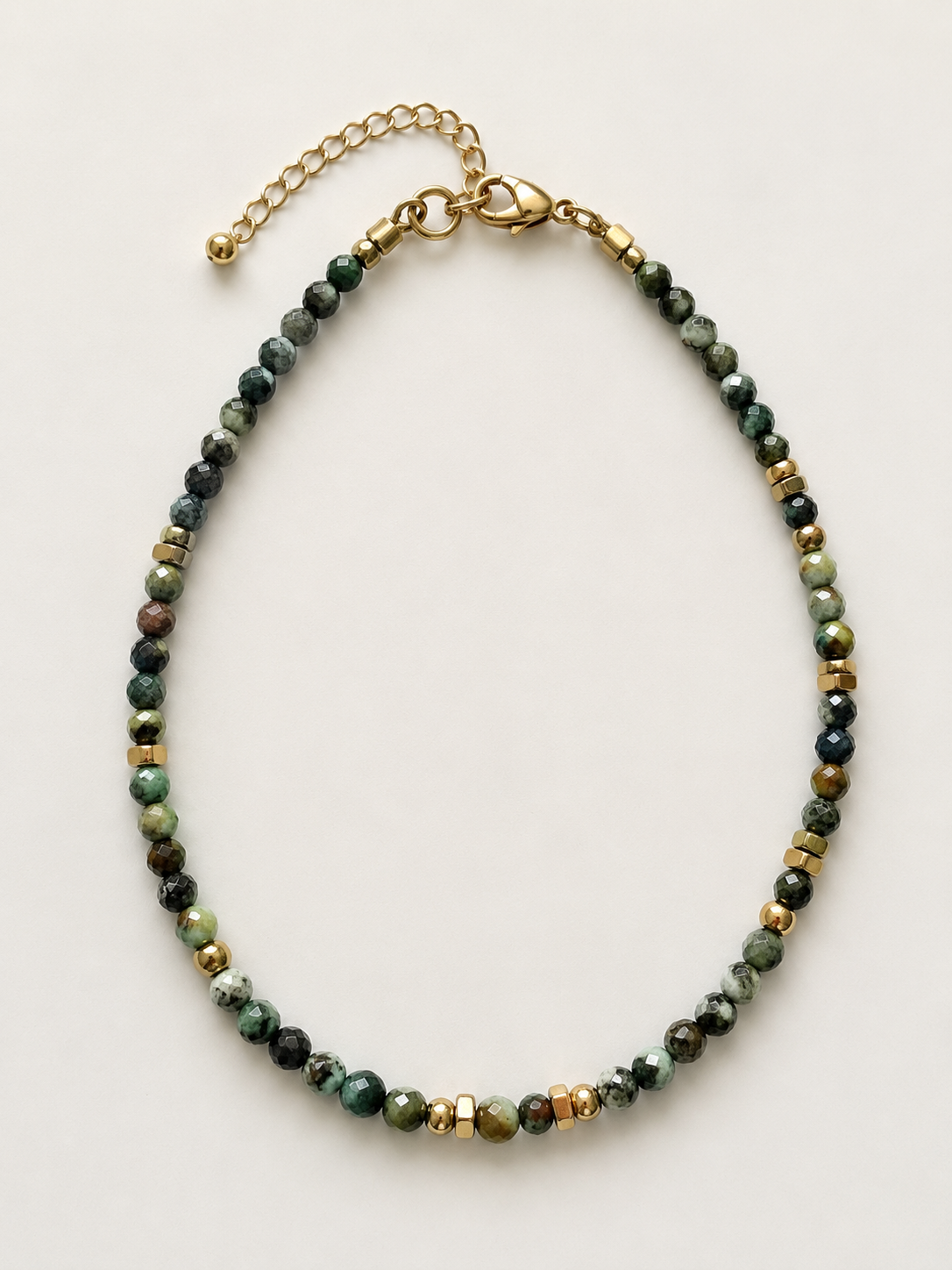 Bracelet turquoise africaine facetté doré