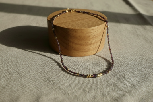 ✨ Collier en Rubis Saphir & Hématite – Élégance naturelle